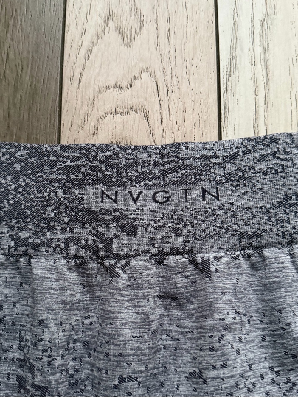 NVGTN Heather Gray Seamless High-Waist Biker Shorts M - Picture 2 of 4